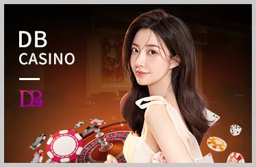 Người chia bài trực tiếp đang chia bài Baccarat trong một phòng studio sang trọng.